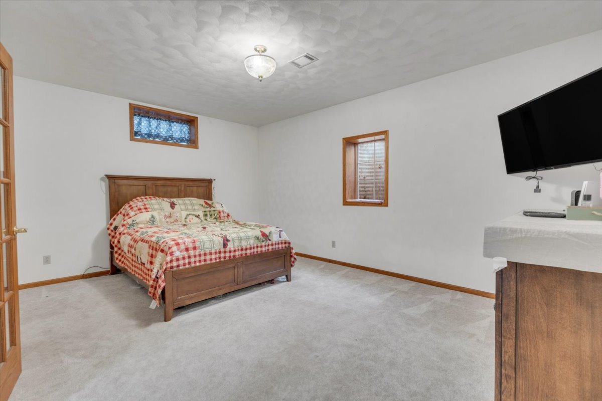 3402 76th Street, Moline, IL 61265