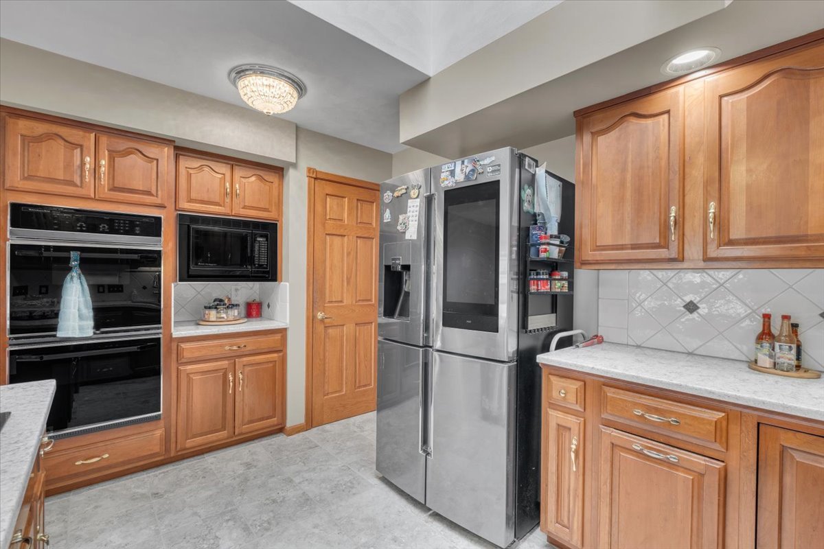 3402 76th Street, Moline, IL 61265