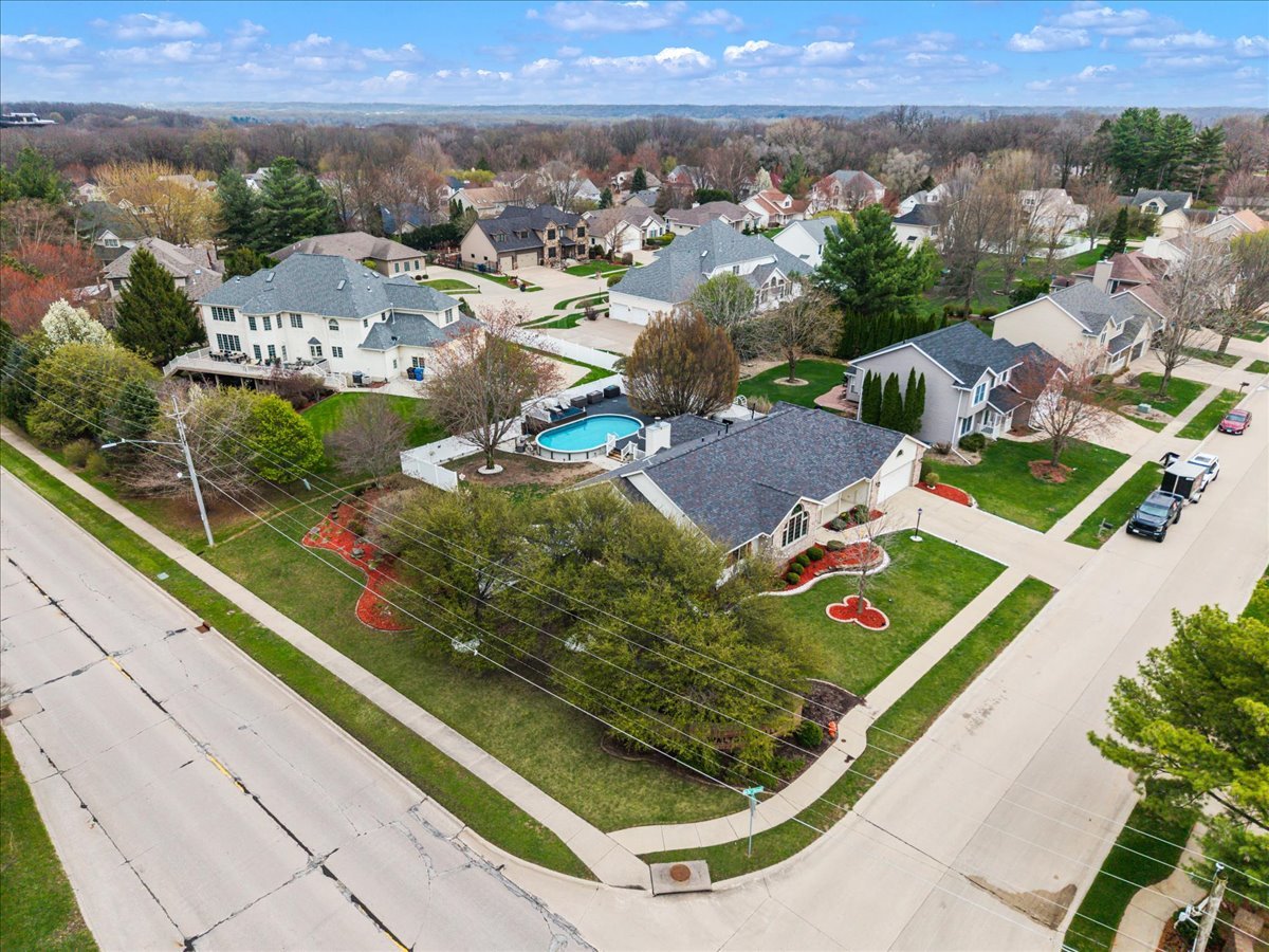 3402 76th Street, Moline, IL 61265