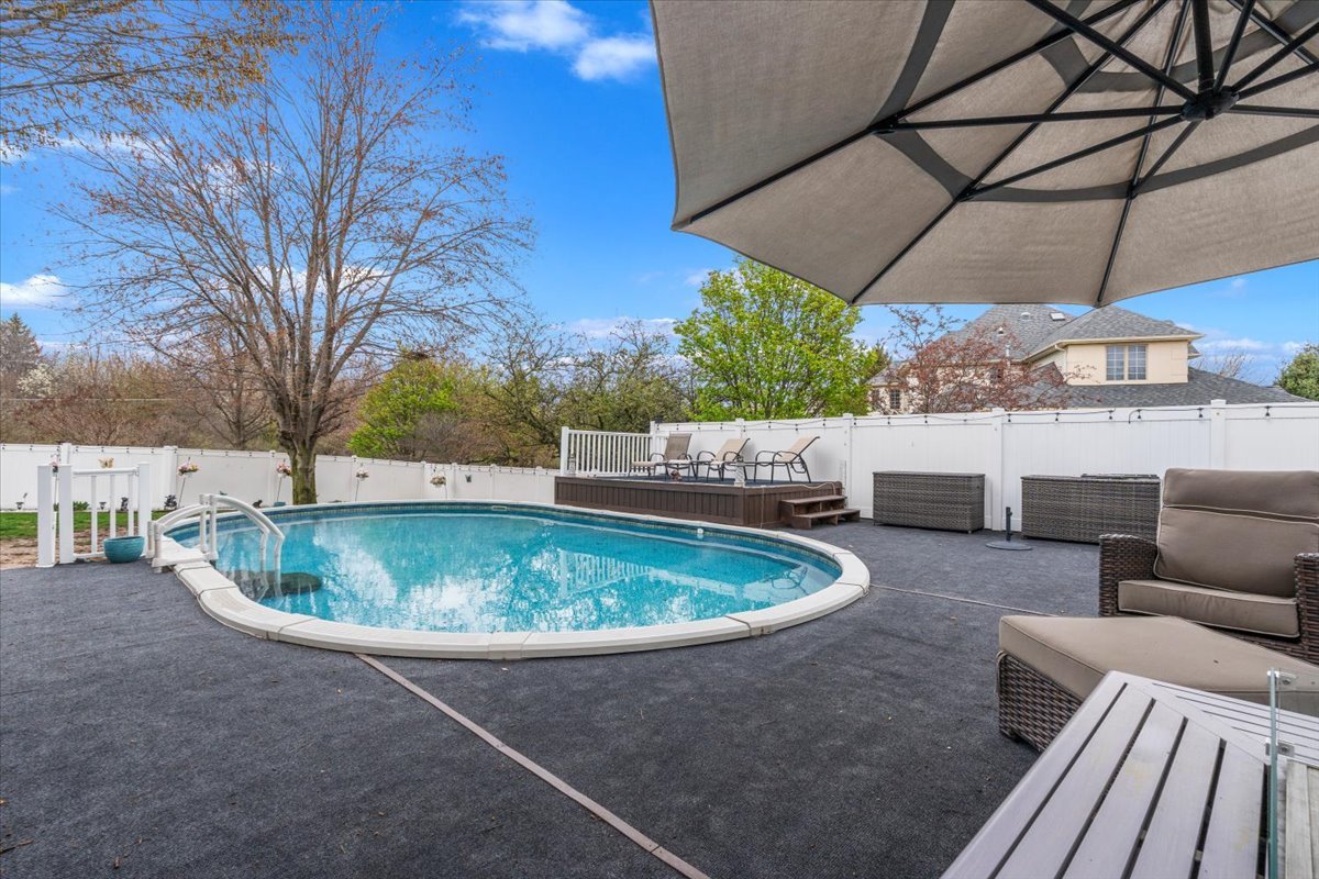 3402 76th Street, Moline, IL 61265