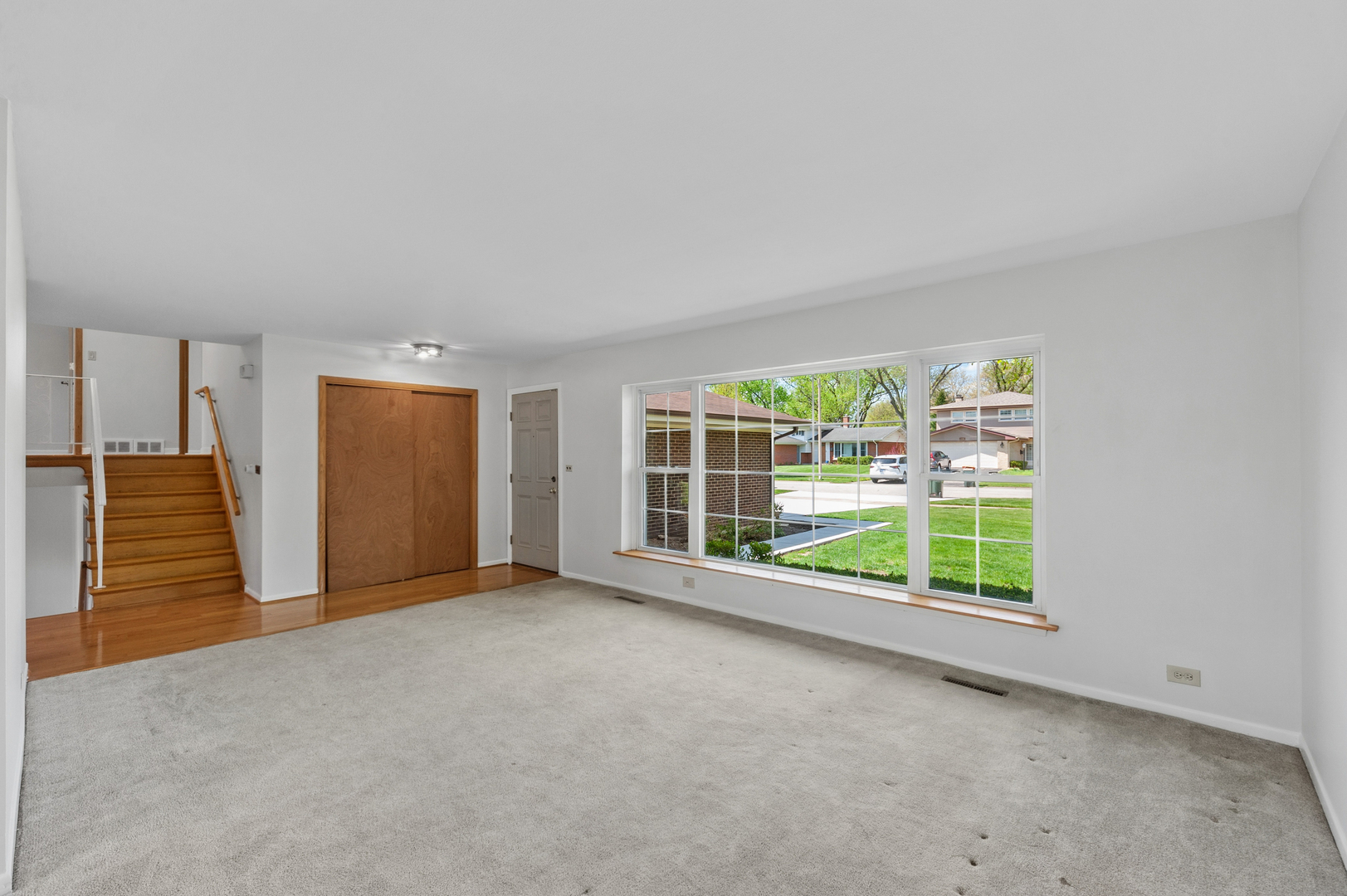 2007 N Spruce Terrace, Arlington Heights, IL 60004