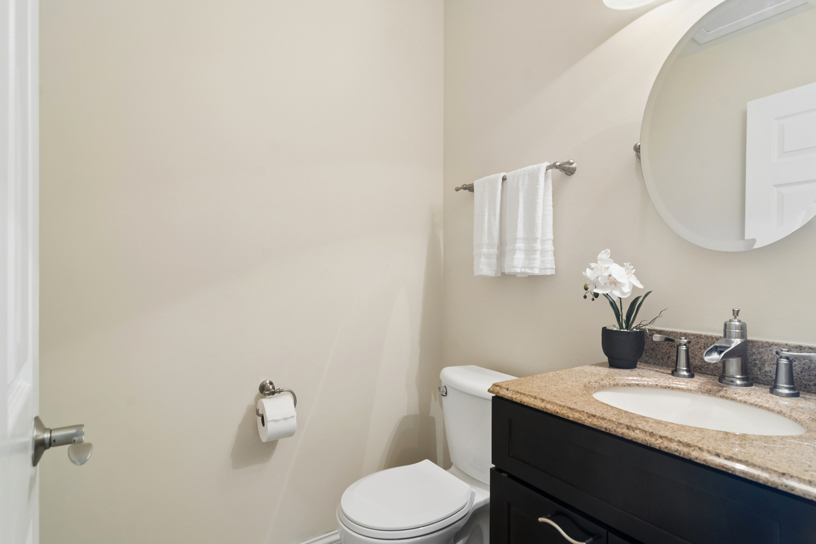 958 Chaucer Way, Buffalo Grove, IL 60089