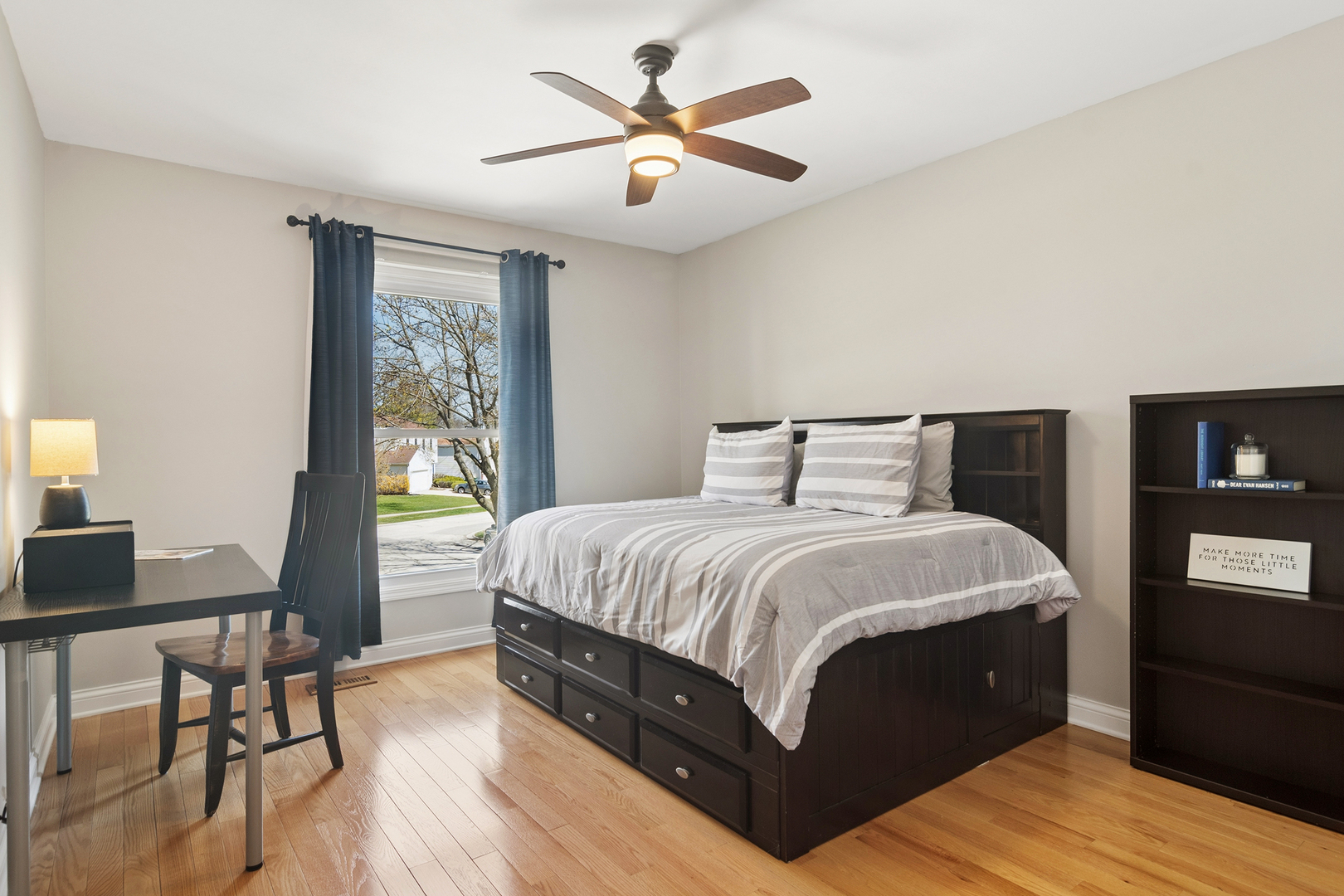 958 Chaucer Way, Buffalo Grove, IL 60089