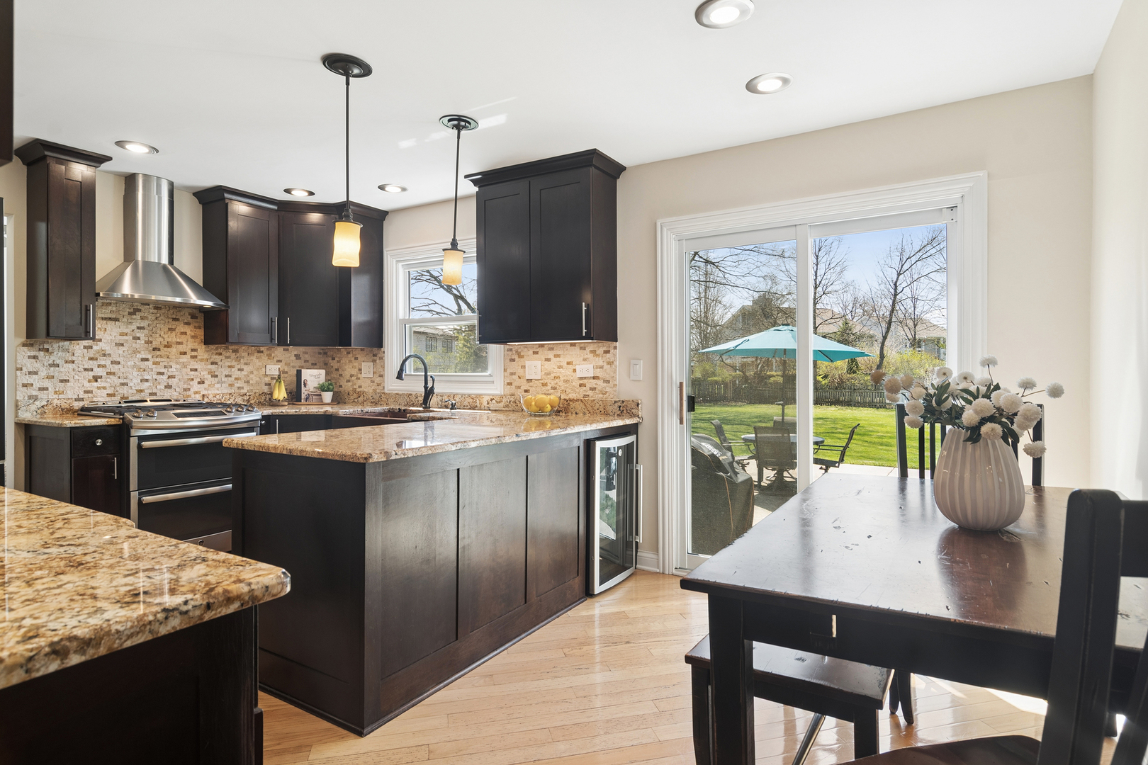 958 Chaucer Way, Buffalo Grove, IL 60089