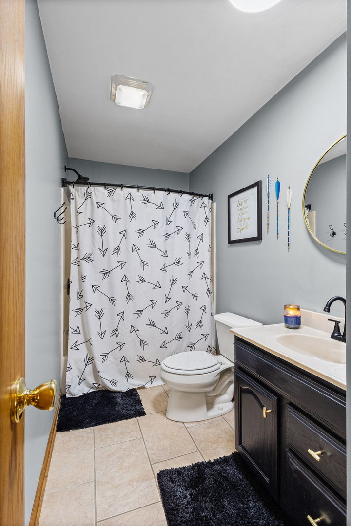 8359 W Lincoln Highway, Frankfort, IL 60423