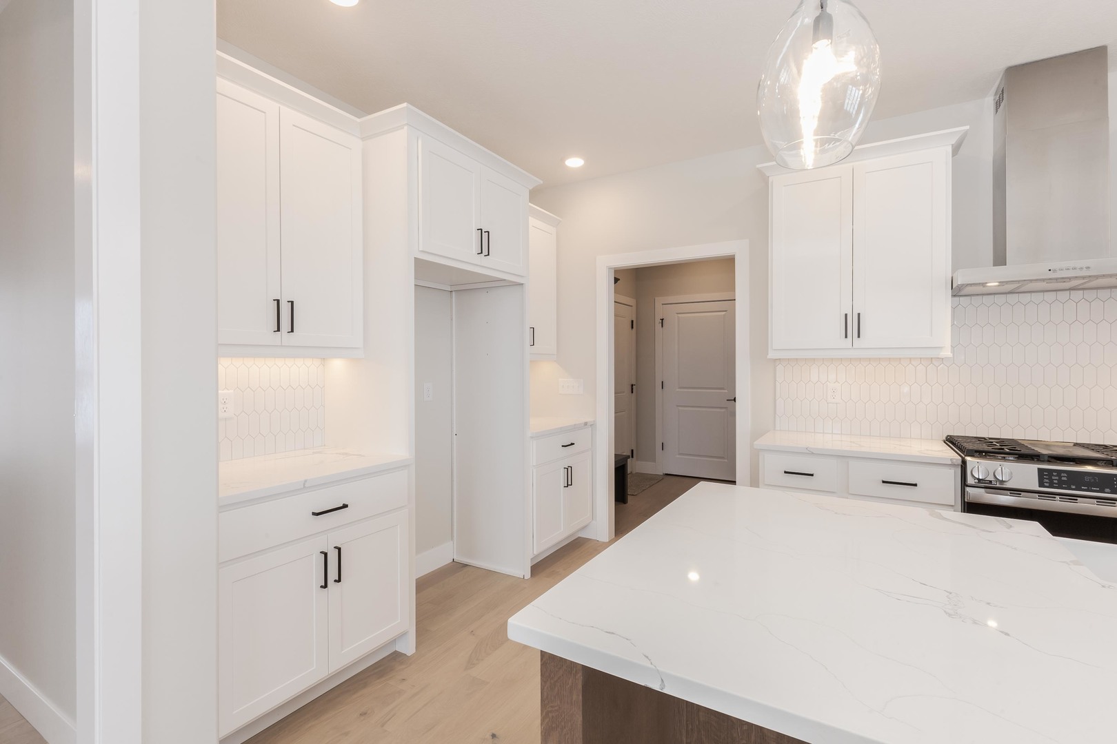 5012 Castlebar Drive, Bloomington, IL 61705