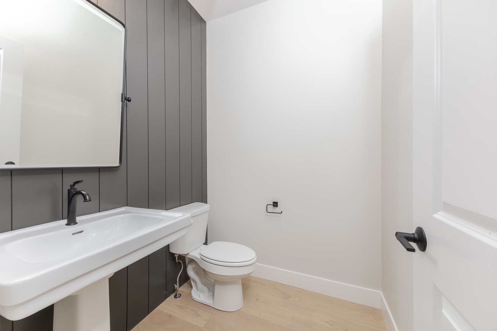 5012 Castlebar Drive, Bloomington, IL 61705