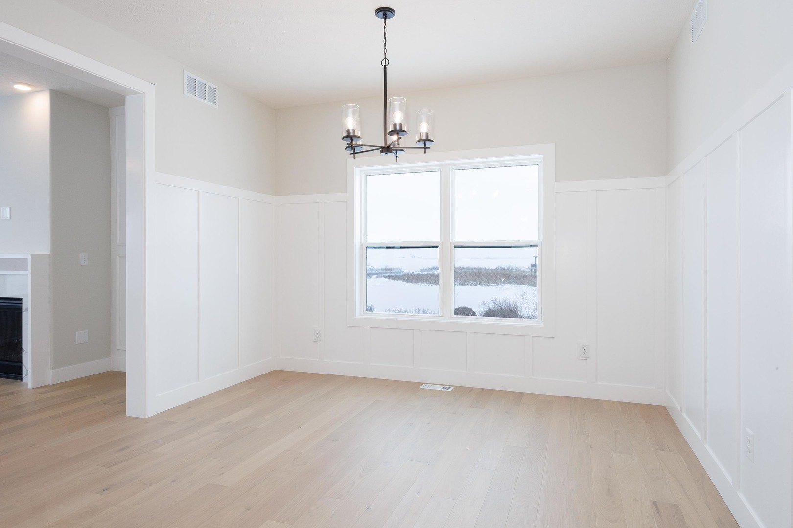 5012 Castlebar Drive, Bloomington, IL 61705