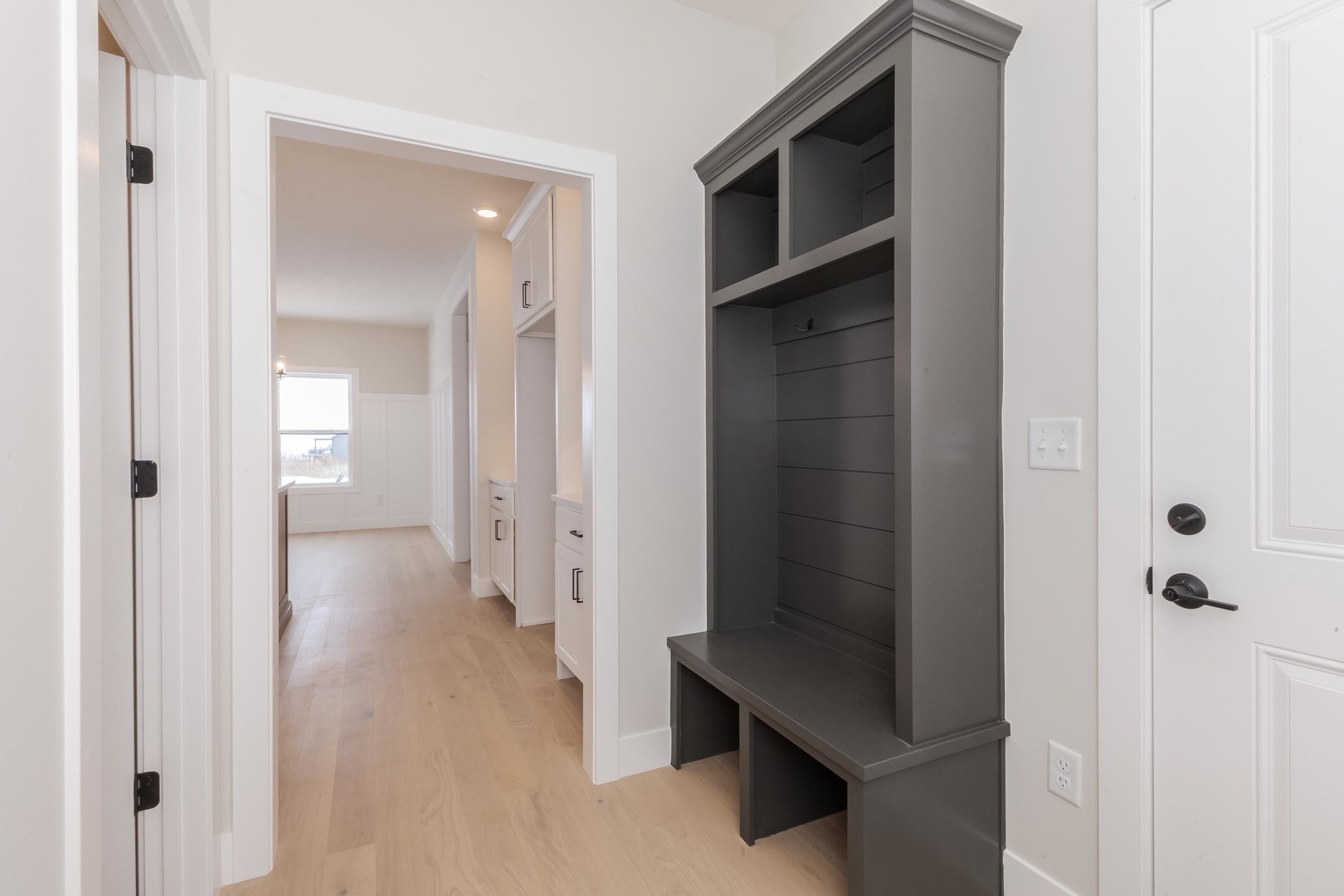 5012 Castlebar Drive, Bloomington, IL 61705