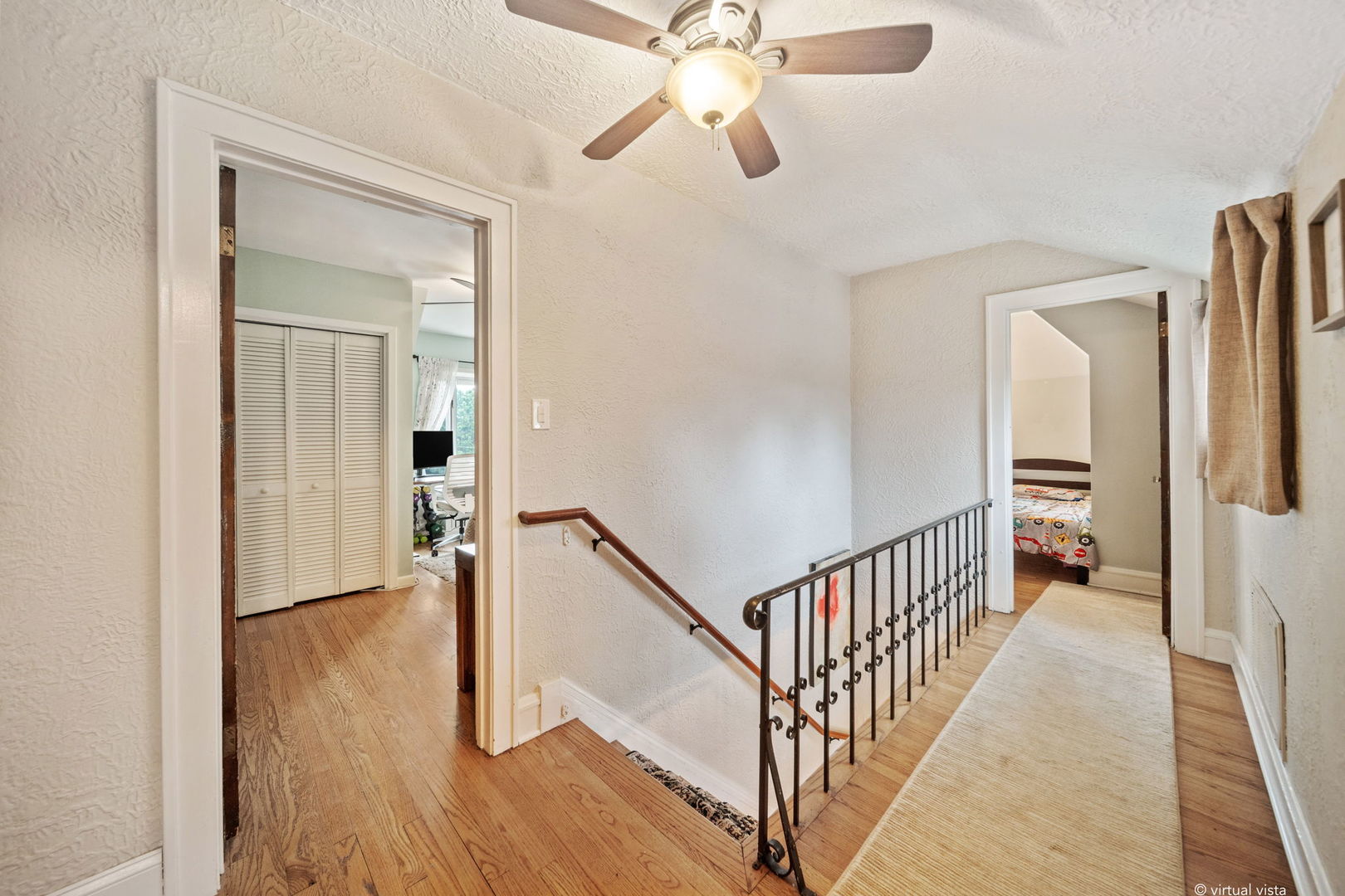 397 S Holly Avenue, Elmhurst, IL 60126