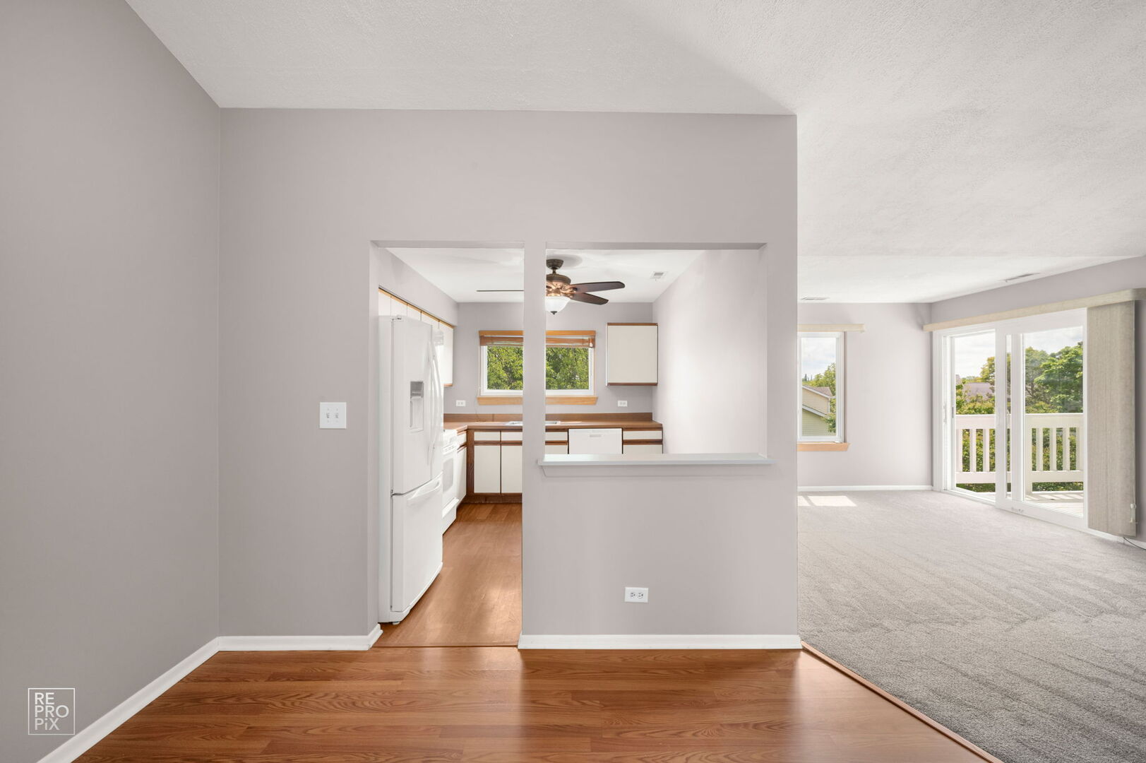 321 Clairemont Court #c, Aurora, IL 60504