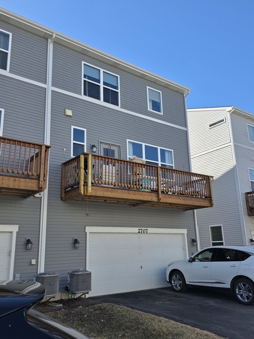 2707 Lily Lane, Rolling Meadows, IL 60008