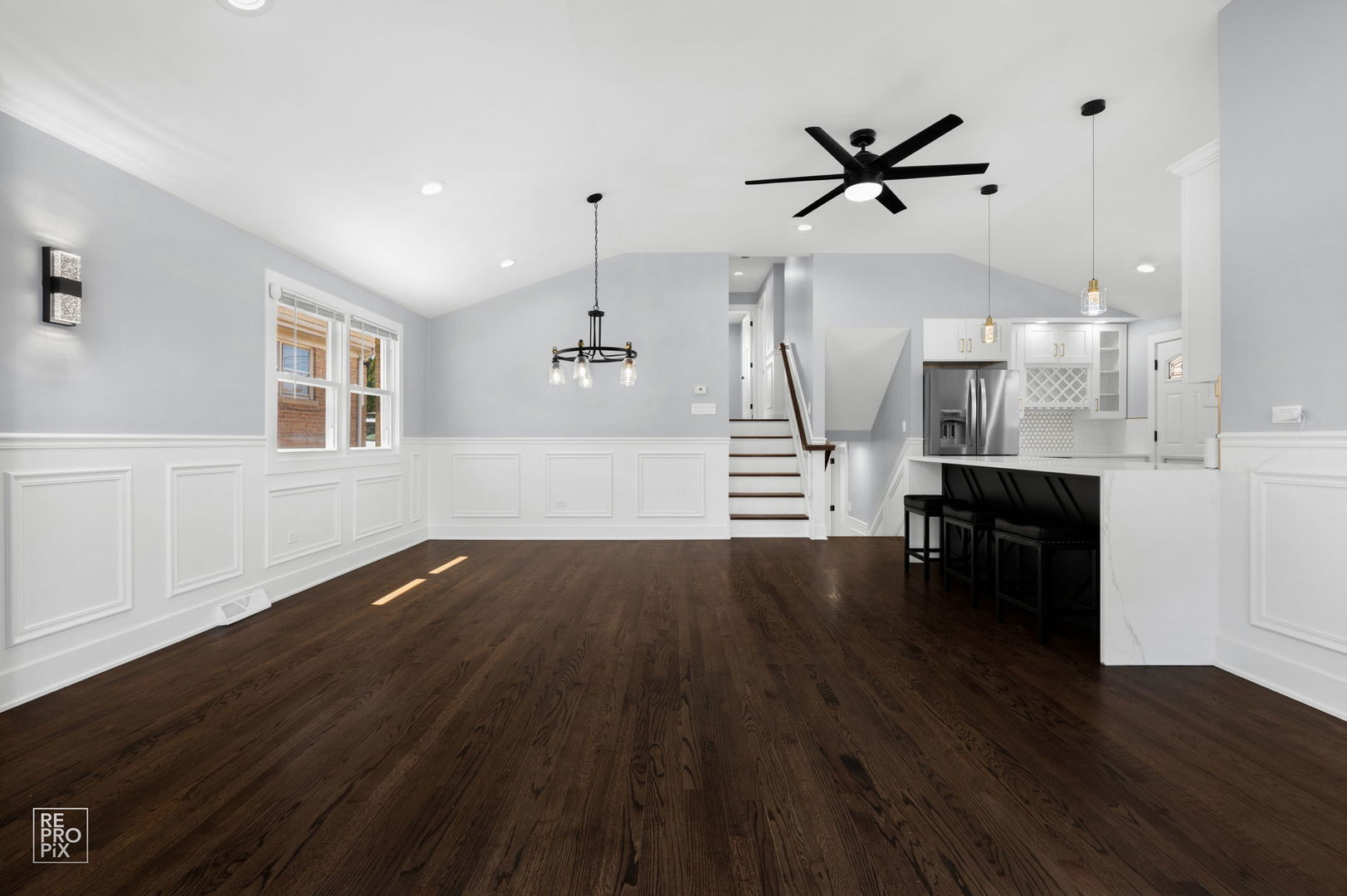 7954 S Kedvale Avenue, Chicago, IL 60652