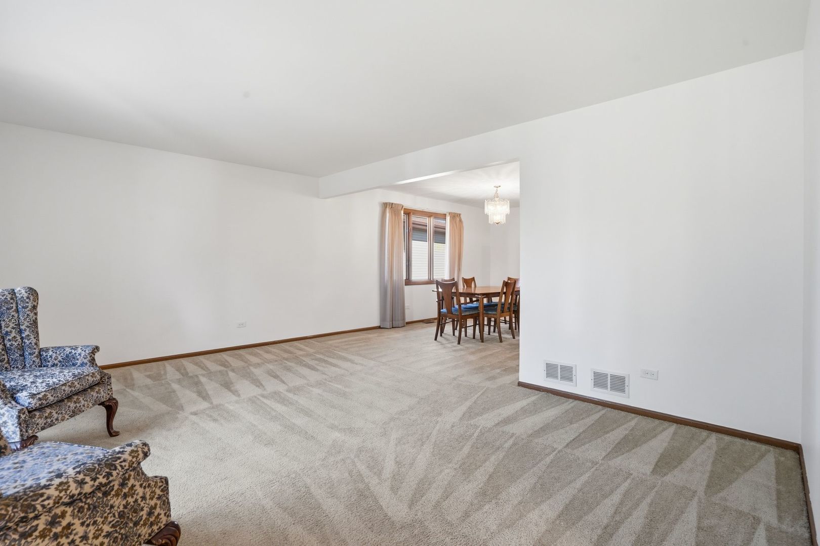 8512 161st Place, Tinley Park, IL 60487