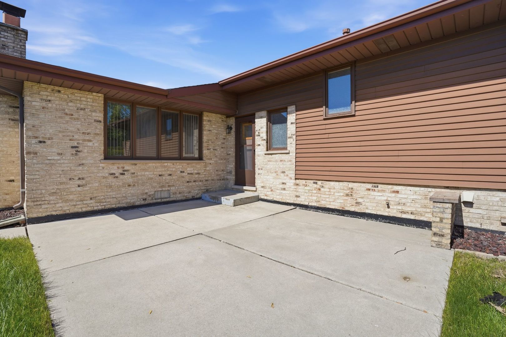 8512 161st Place, Tinley Park, IL 60487