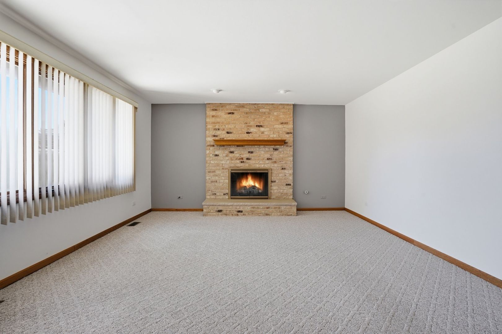 8512 161st Place, Tinley Park, IL 60487
