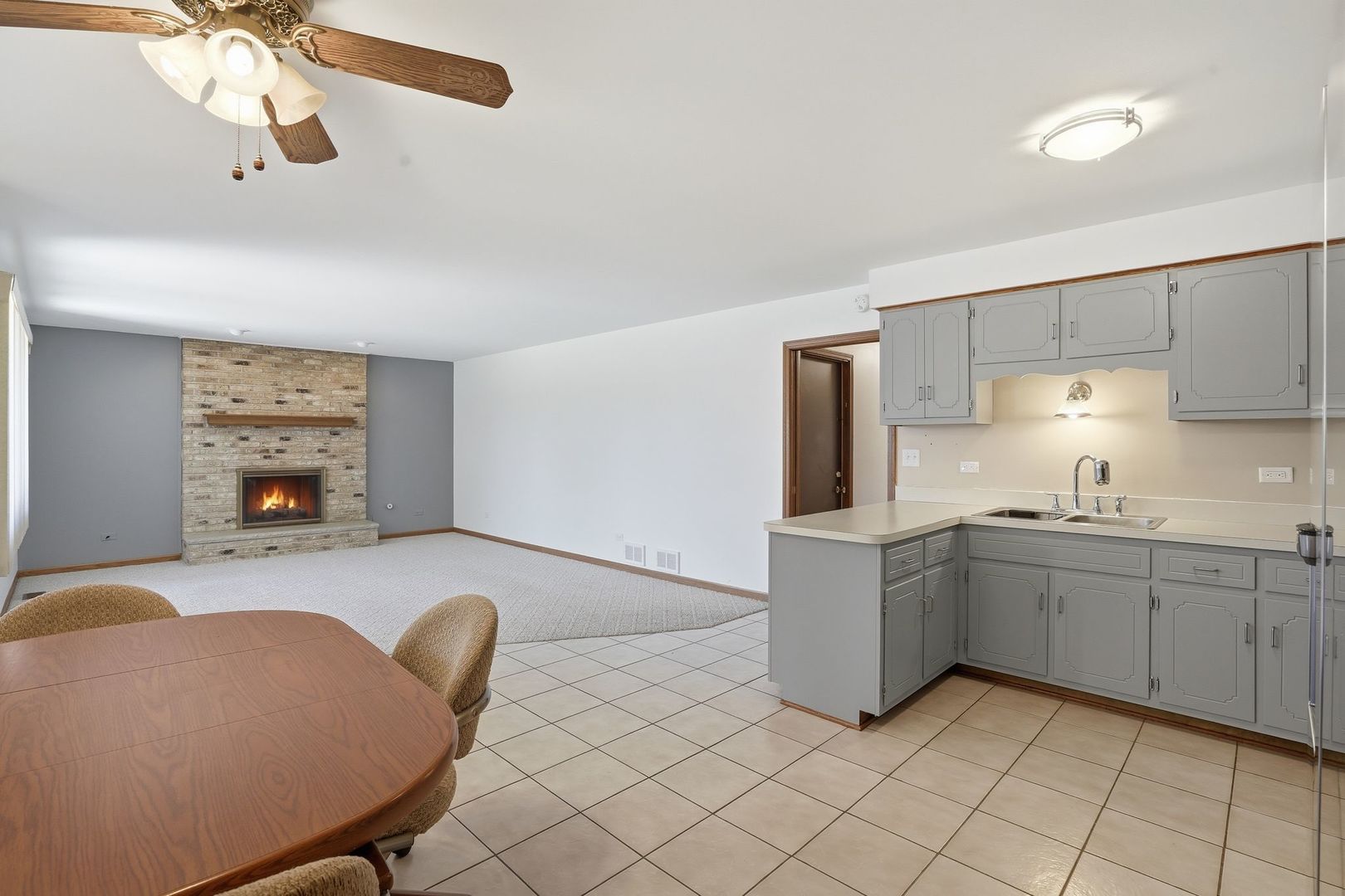 8512 161st Place, Tinley Park, IL 60487