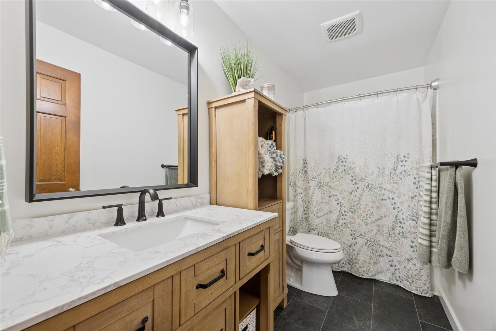 395 Southampton Drive, Geneva, IL 60134