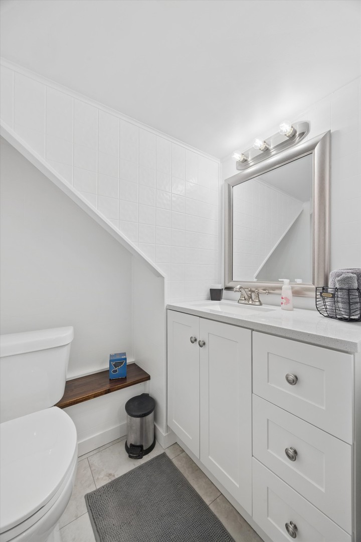 395 Southampton Drive, Geneva, IL 60134