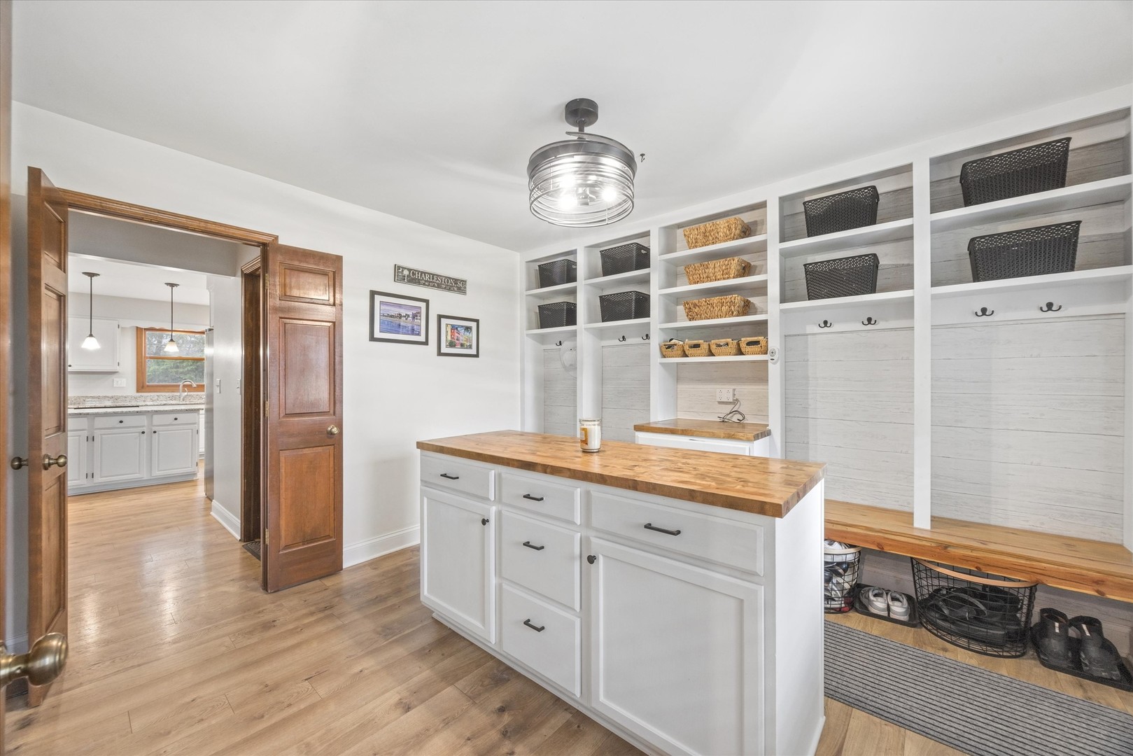 395 Southampton Drive, Geneva, IL 60134