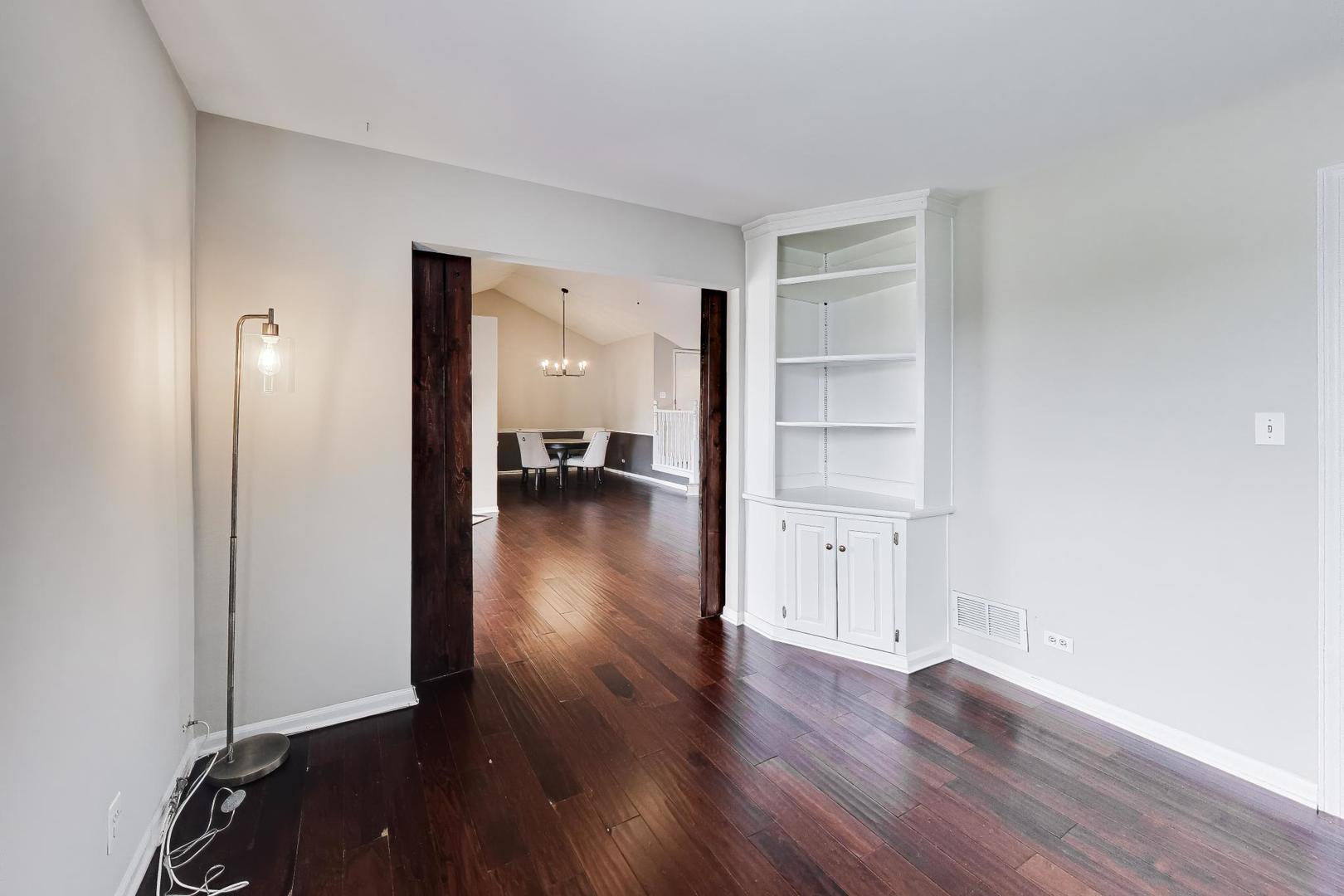 7230 S Adams Street #D, Willowbrook, IL 60527