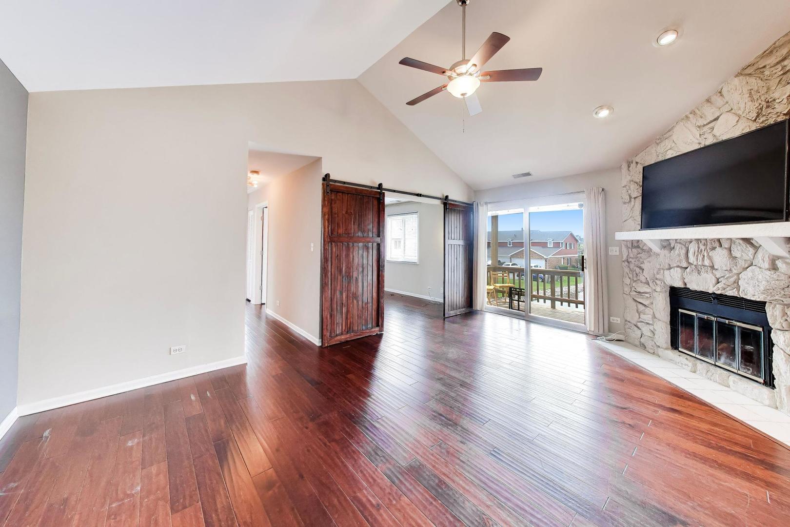 7230 S Adams Street #D, Willowbrook, IL 60527