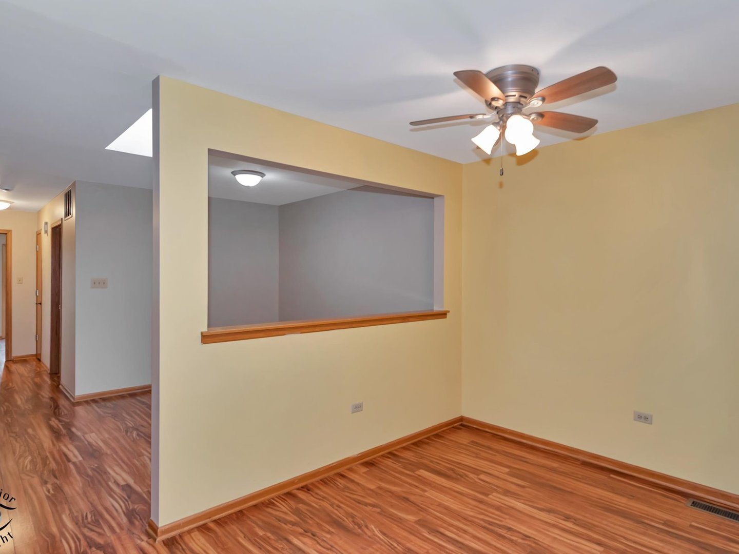 5014 W Circle Place, Crestwood, IL 60418