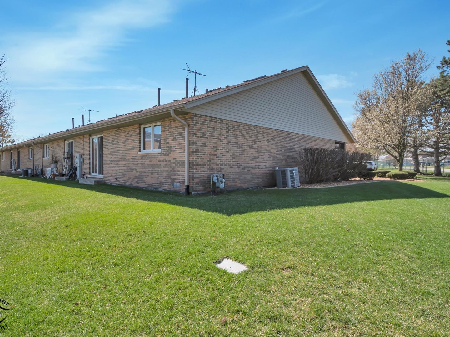 5014 W Circle Place, Crestwood, IL 60418