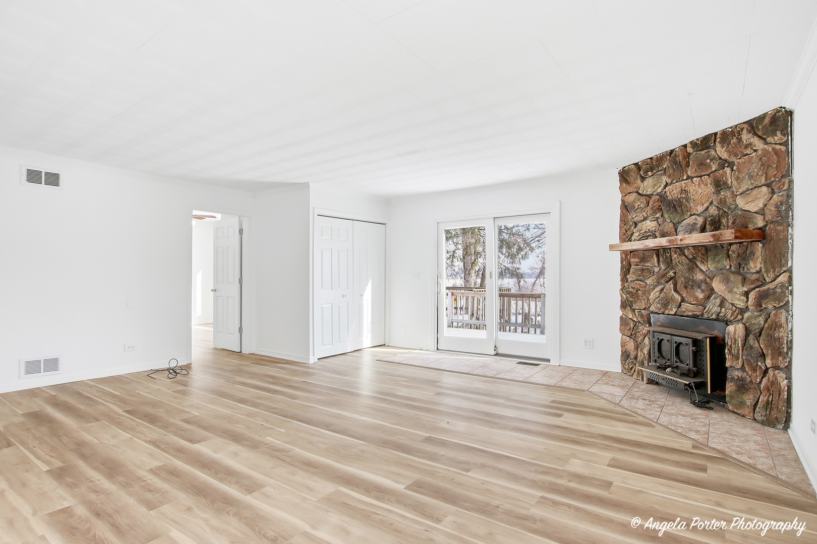 40541 N IL ROUTE 83 Route, Antioch, IL 60002