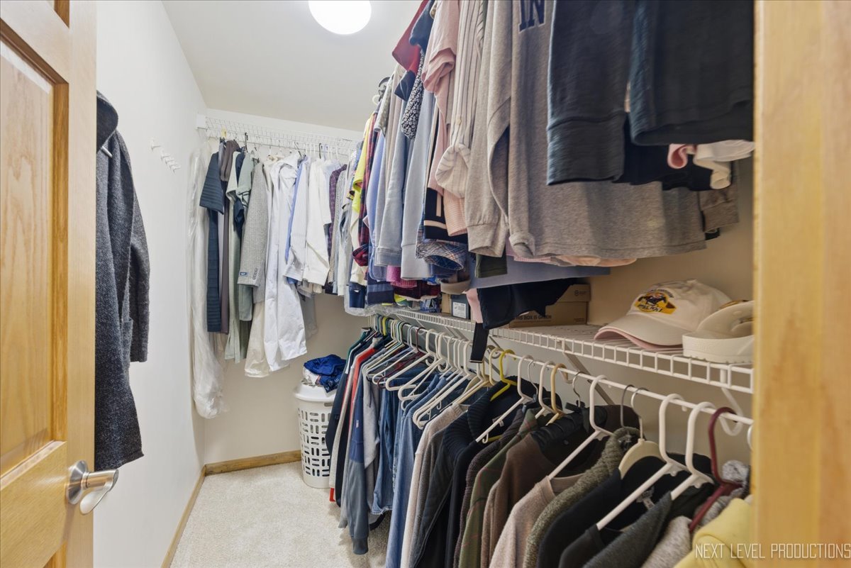 17660 S Alta Drive, Lockport, IL 60441