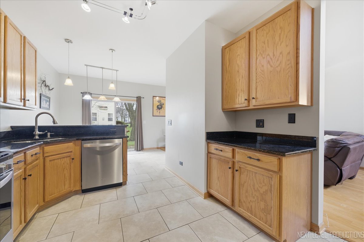 17660 S Alta Drive, Lockport, IL 60441