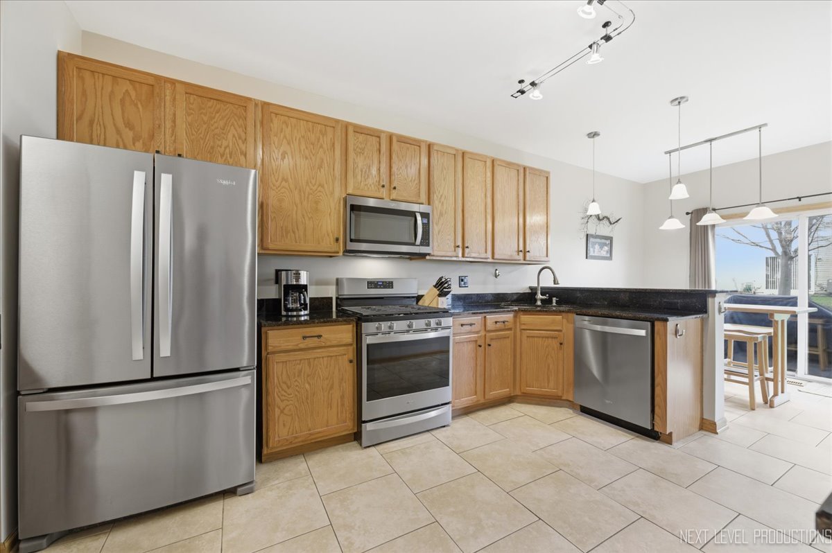 17660 S Alta Drive, Lockport, IL 60441