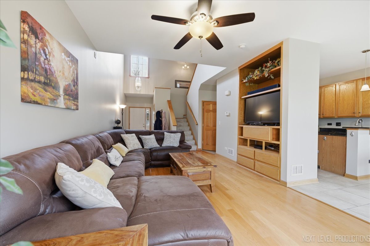 17660 S Alta Drive, Lockport, IL 60441