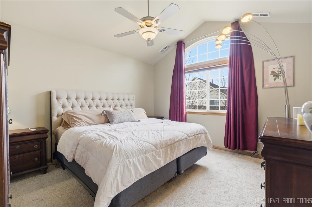 17660 S Alta Drive, Lockport, IL 60441