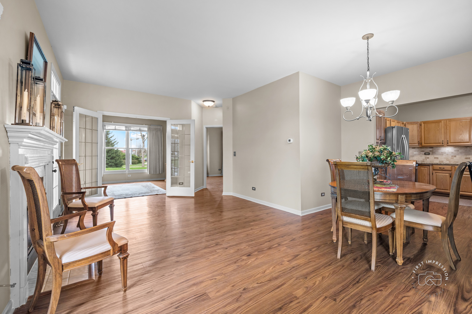 1200 Tennyson Lane #8, Naperville, IL 60540