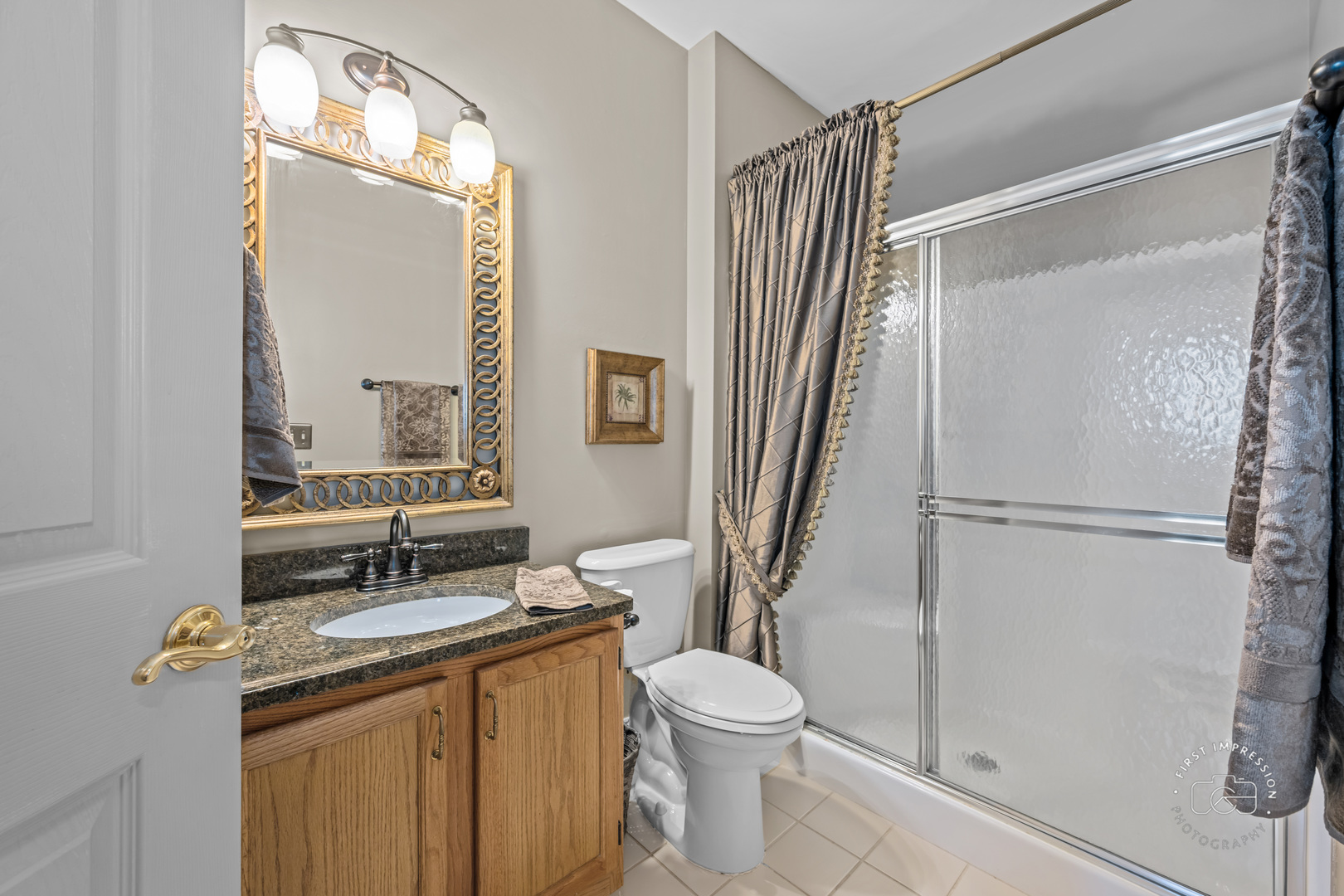 1200 Tennyson Lane #8, Naperville, IL 60540