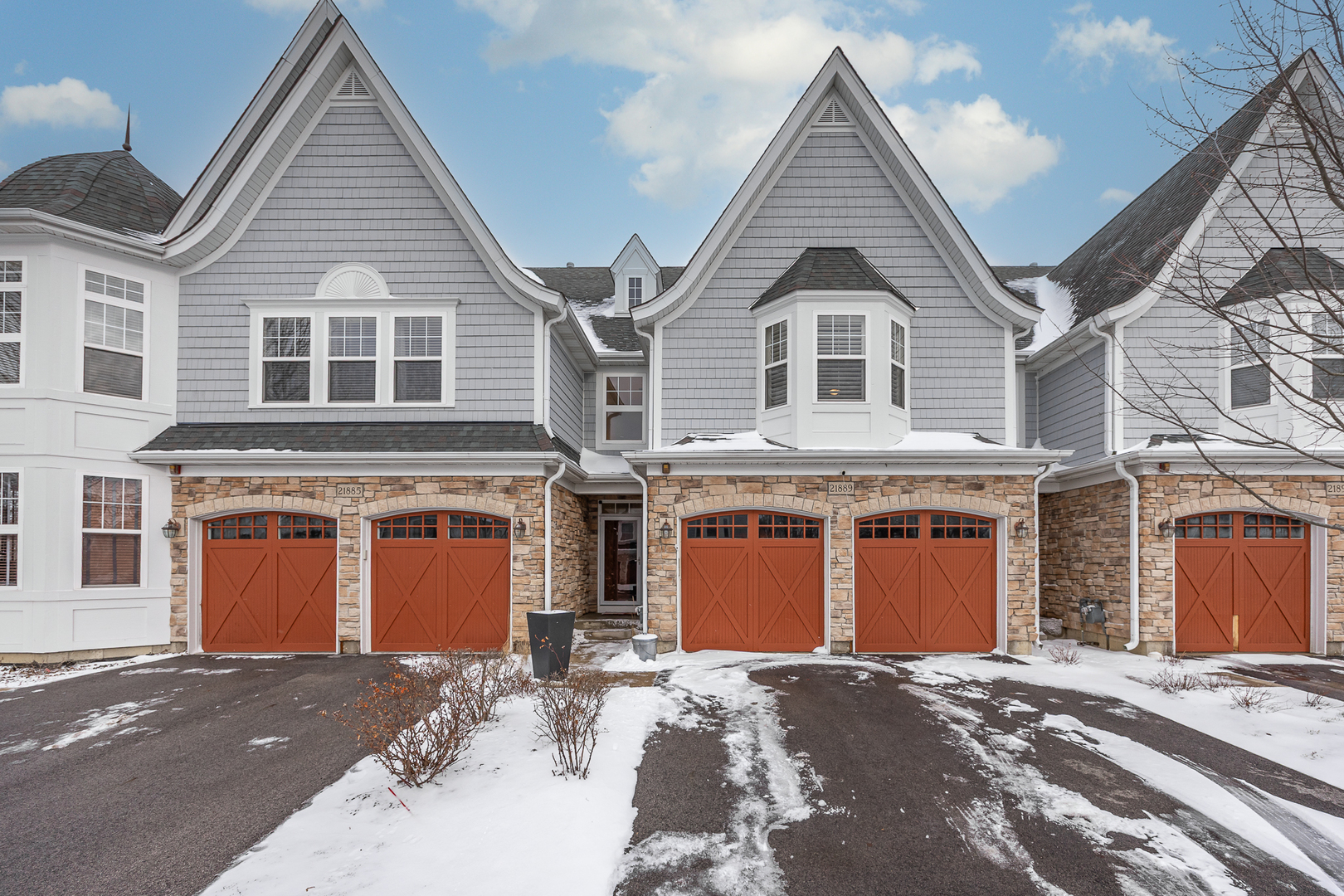 21889 W Talia Lane, Deer Park, IL 60010