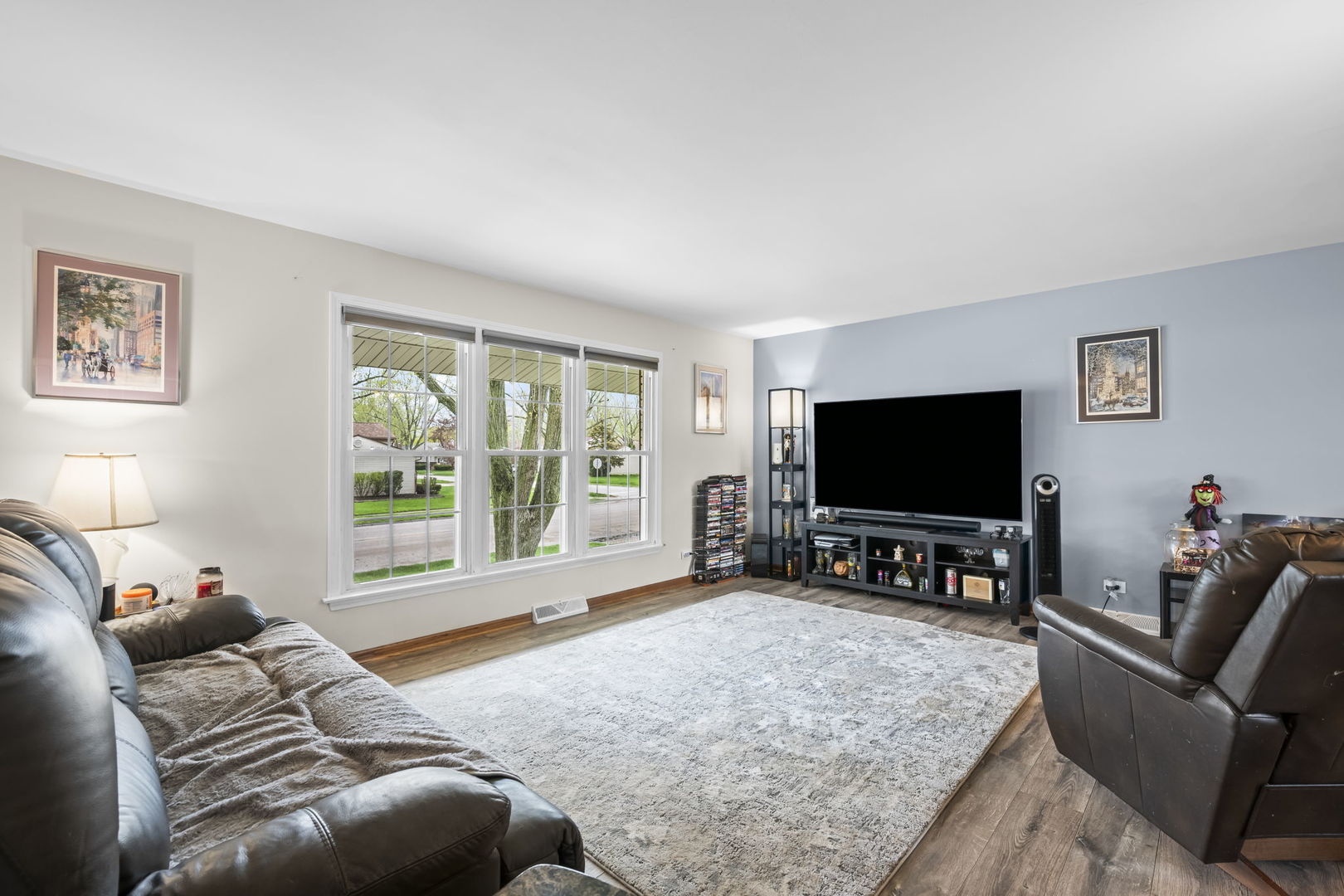 362 N Winston Drive, Palatine, IL 60074