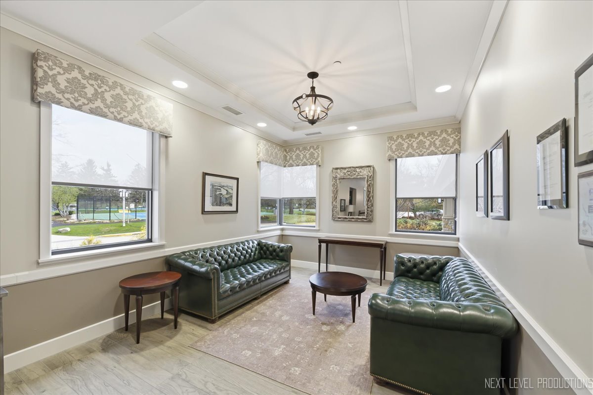 746 Oak Hill Road #A, Lake Barrington, IL 60010