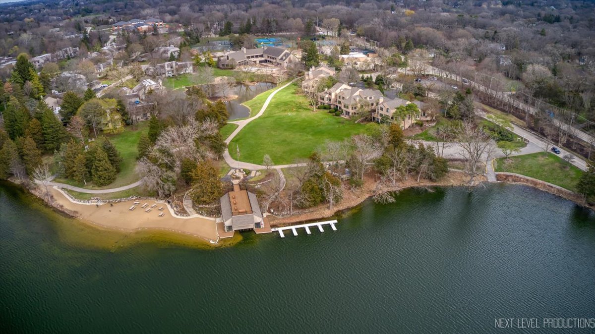 746 Oak Hill Road #A, Lake Barrington, IL 60010