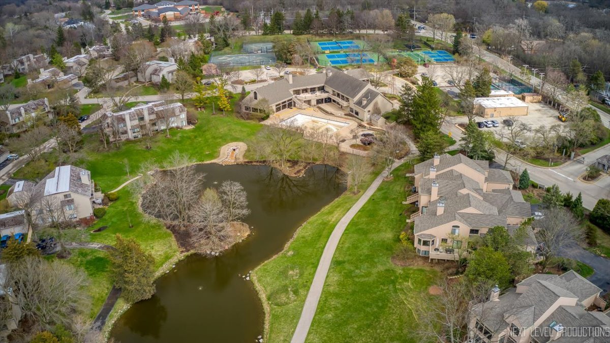 746 Oak Hill Road #A, Lake Barrington, IL 60010