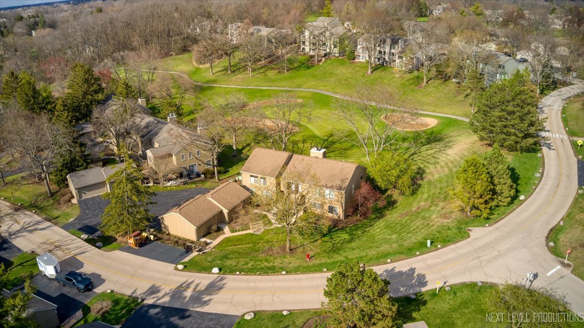 746 Oak Hill Road #A, Lake Barrington, IL 60010