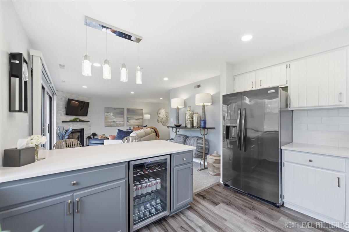 746 Oak Hill Road #A, Lake Barrington, IL 60010