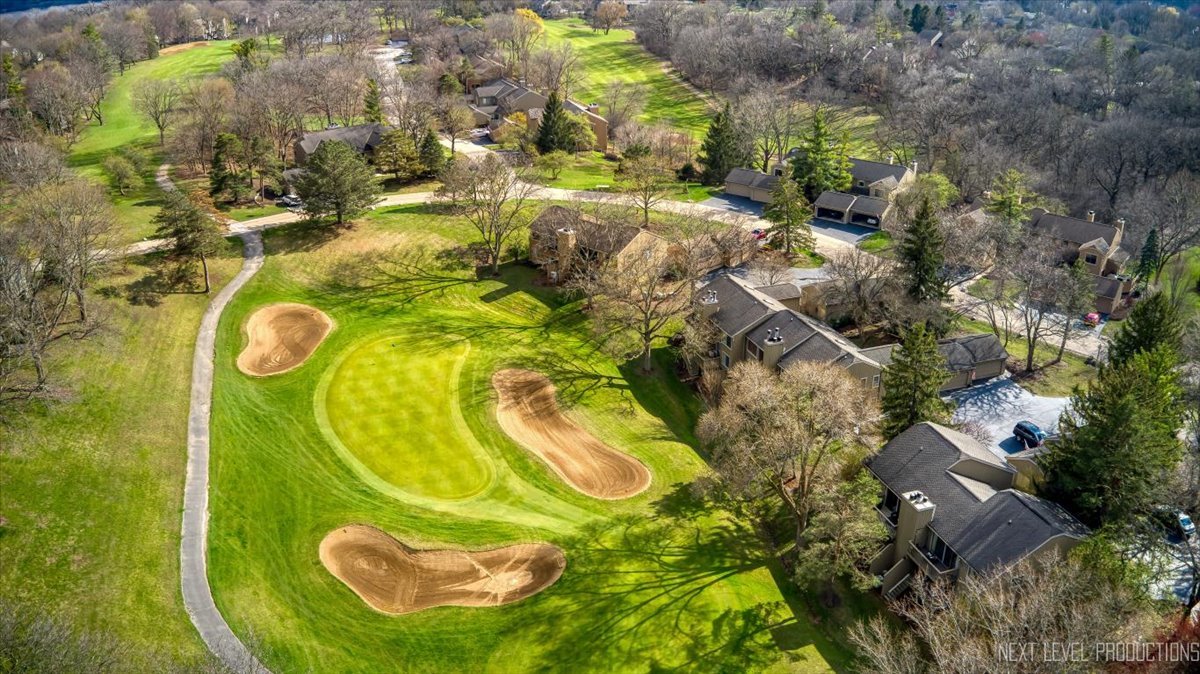 746 Oak Hill Road #A, Lake Barrington, IL 60010