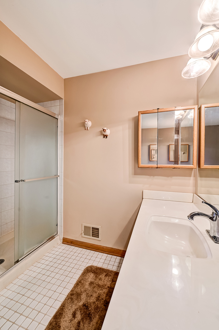 7757 Coventry Lane, Frankfort, IL 60423