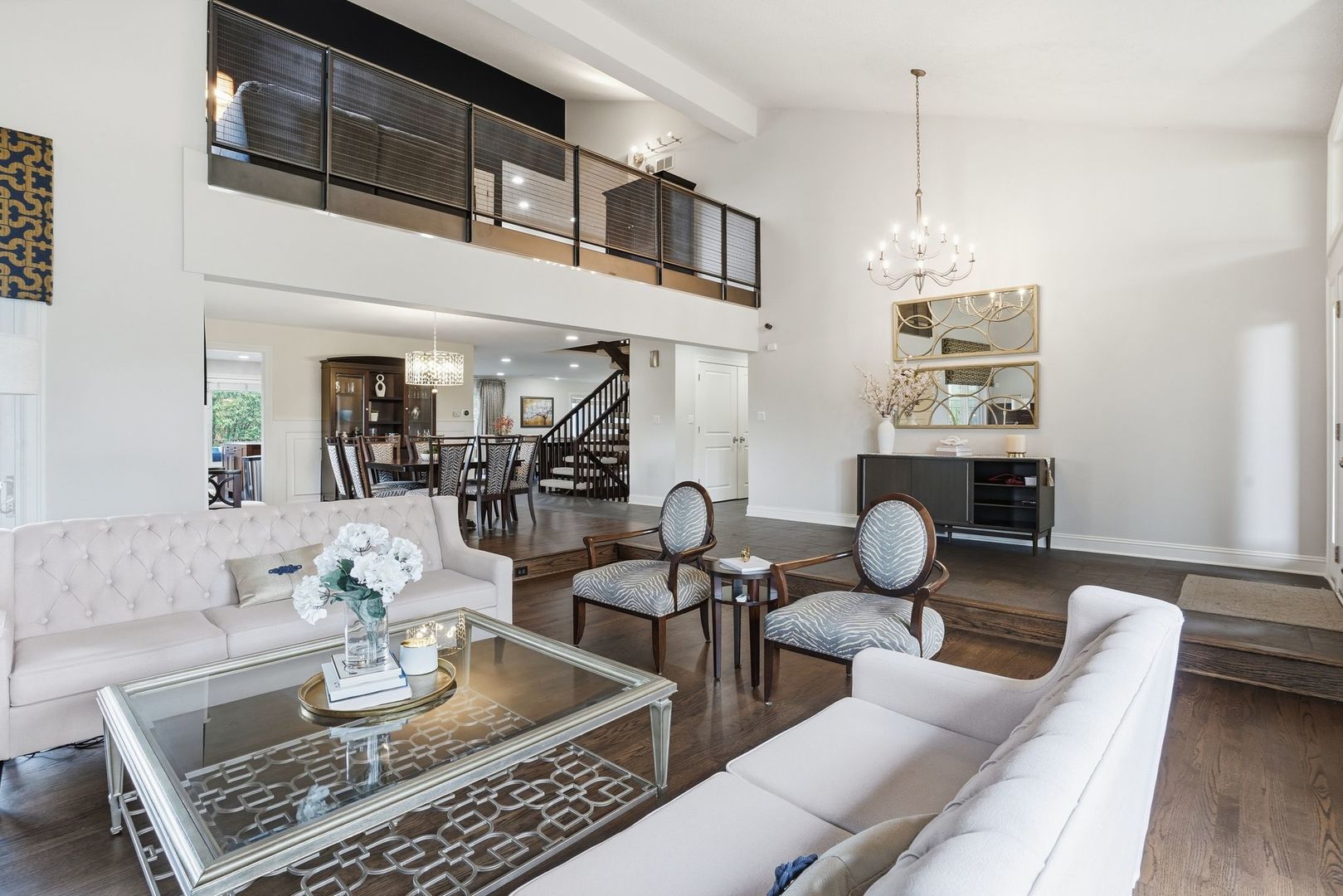 75 REGENT Drive, Oak Brook, IL 60523