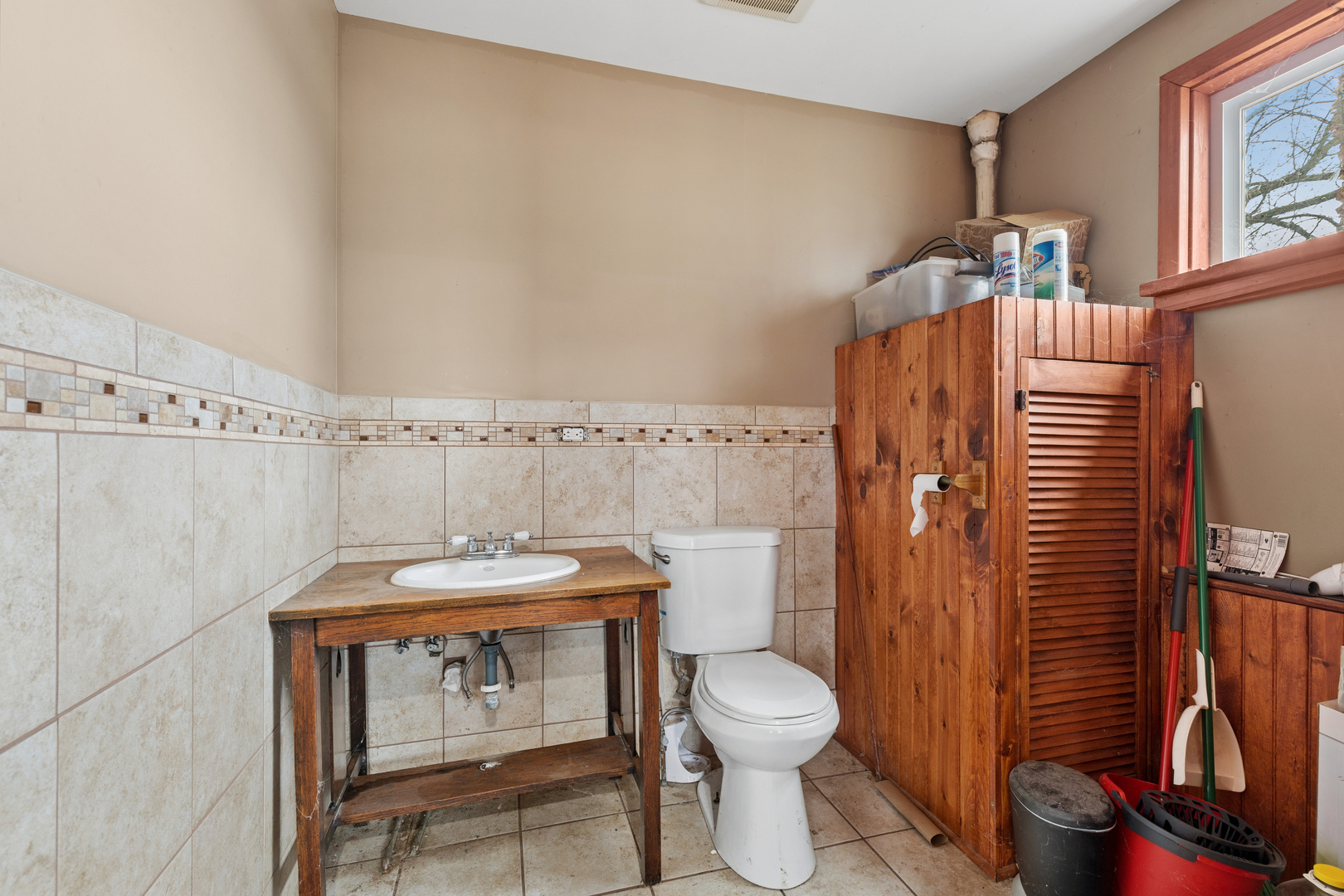 20922 W Il Route 176, Mundelein, IL 60060