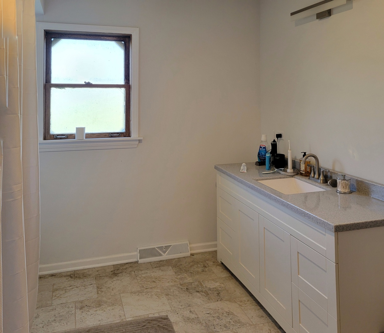 20922 W Il Route 176, Mundelein, IL 60060