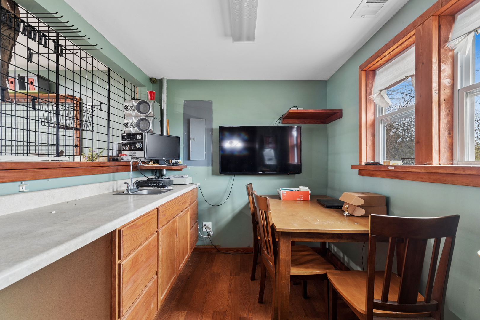 20922 W Il Route 176, Mundelein, IL 60060