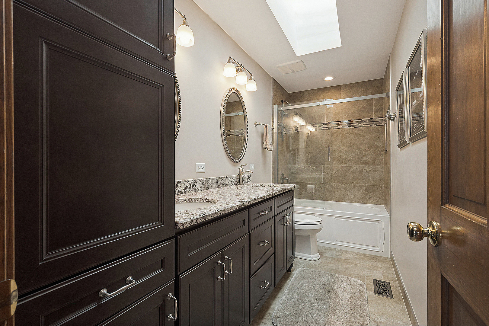 10711 Landings Drive, Orland Park, IL 60467